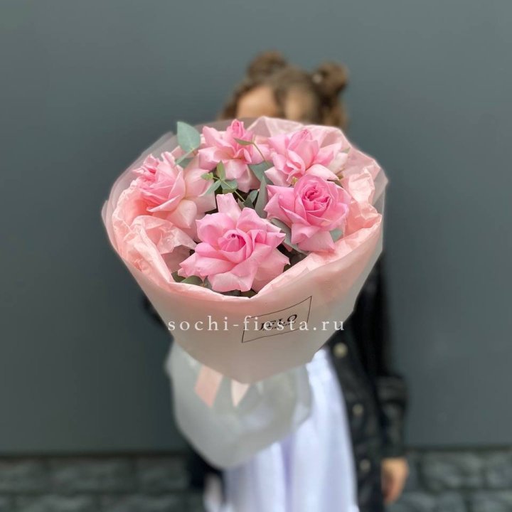 5 французских розовых роз  в Ижевске