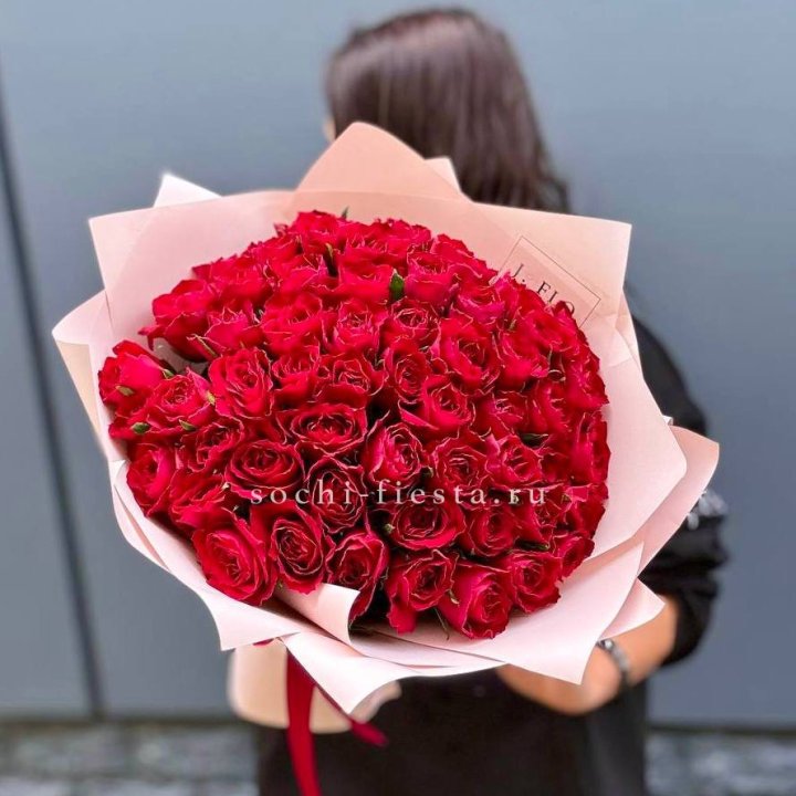 55 кенийских роз в Ижевске