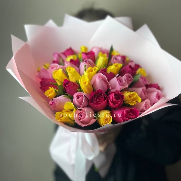 Букет из 51 розы Микс (Кения) в Ижевске