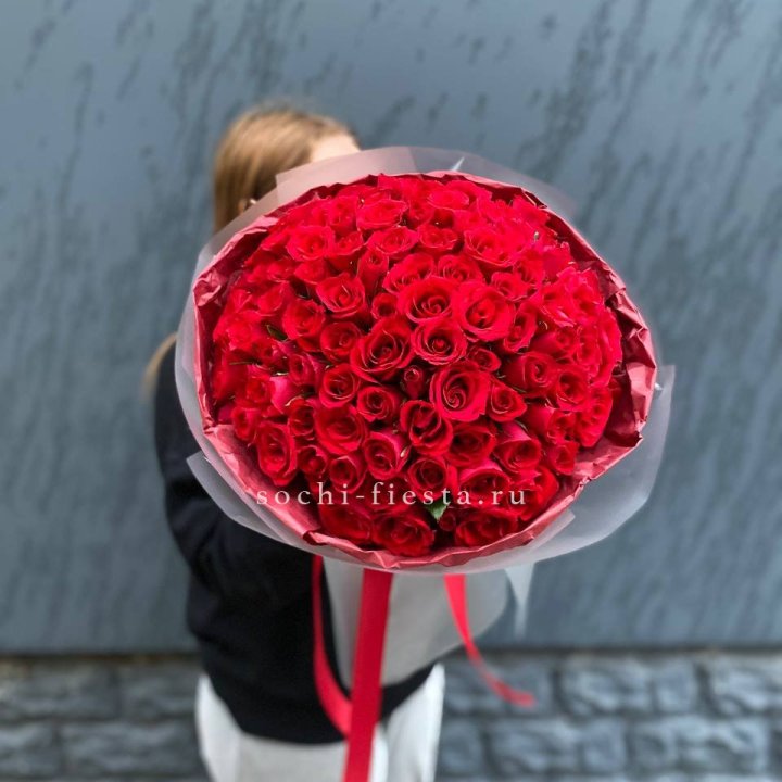 101  красная кенийская роза  в Ижевске