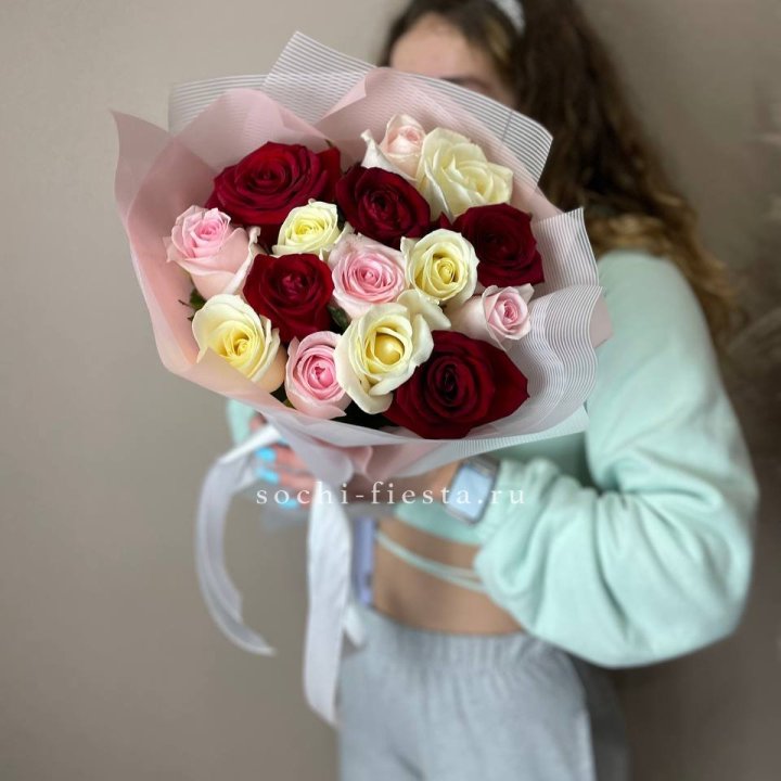 15 роз "Карусель" в Ижевске