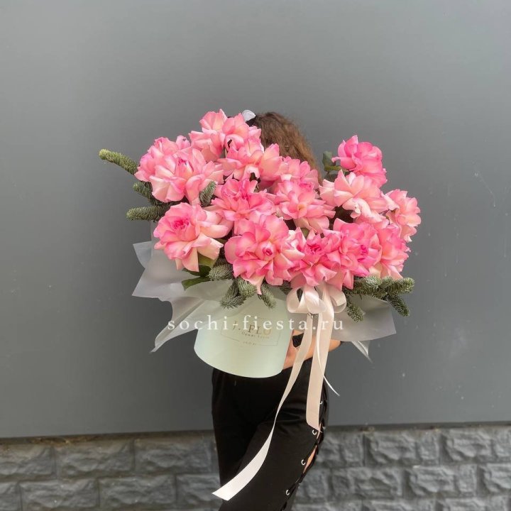 Бокс из 15 французских роз в Ижевске