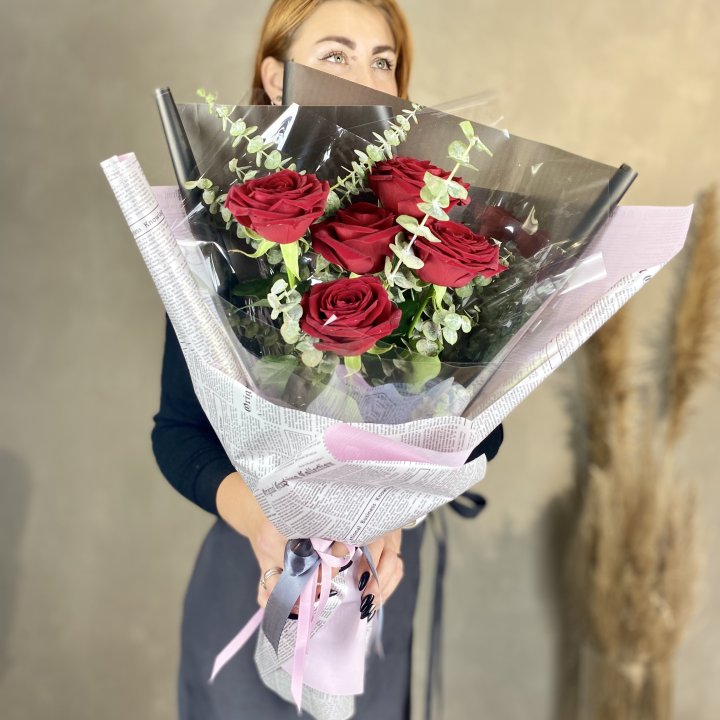 5 красных роз в Ижевске