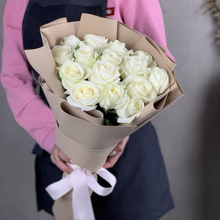 15 белых роз миракли в Ижевске