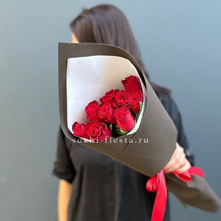 9 красных роз в фоамиране в Ижевске