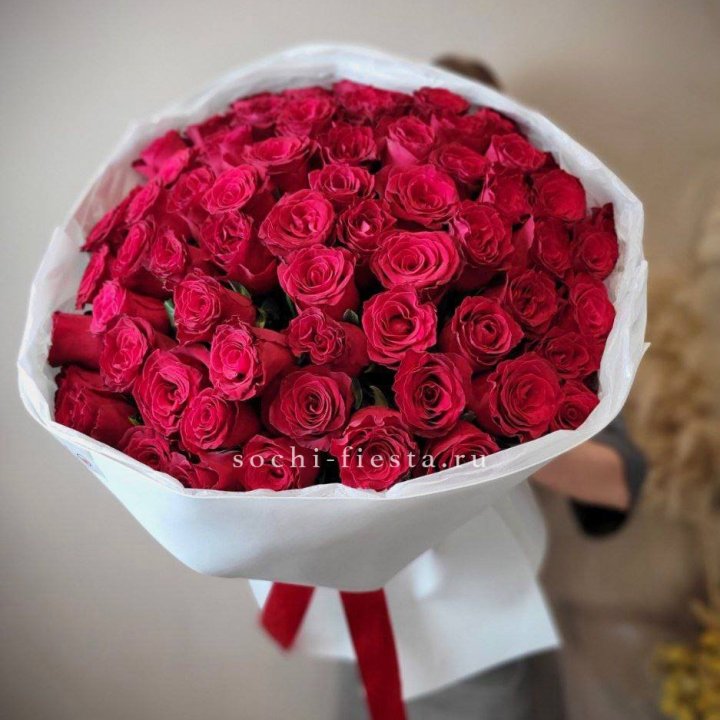 65 красных роз вайт в Ижевске