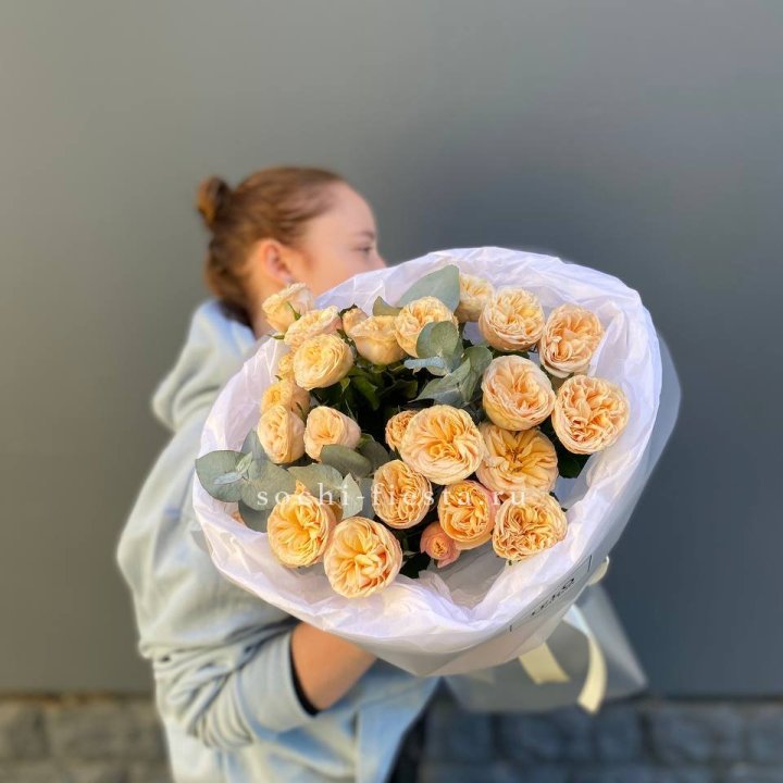 7 пионовидных роз в Ижевске