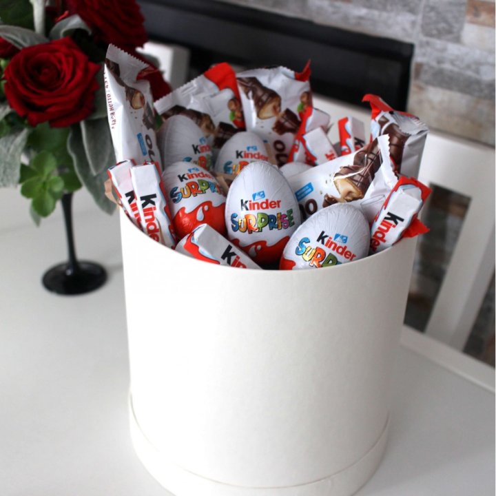 Коробка с киндерами  в Ижевске