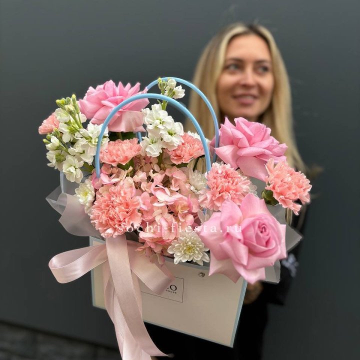 Сумочка "Бал цветов" в Ижевске