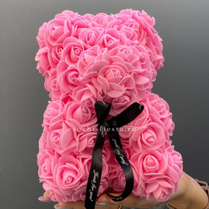 Игрушка медведь из розовых роз в Ижевске
