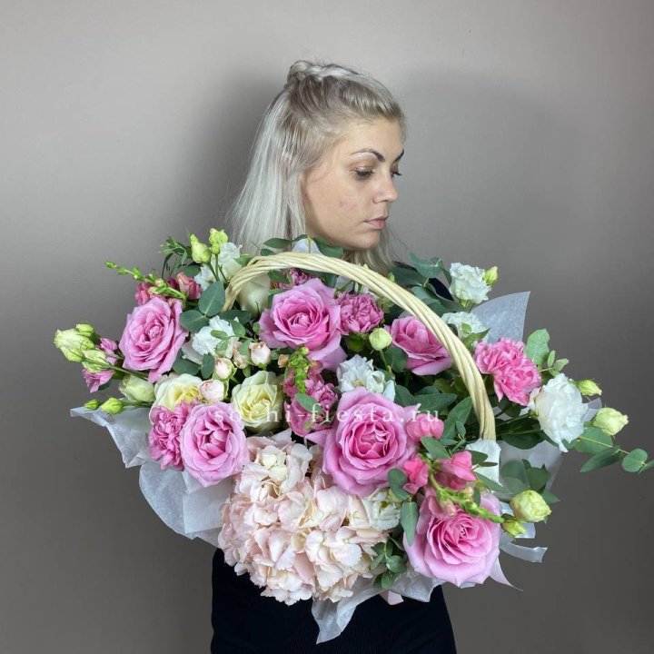 Цветочная корзина № 5 в Ижевске