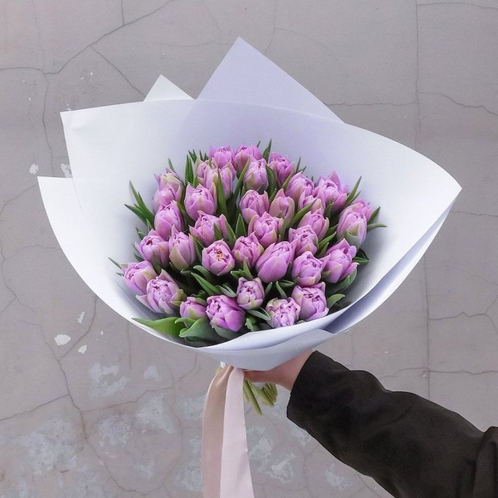 35 сиреневых тюльпанов в Ижевске