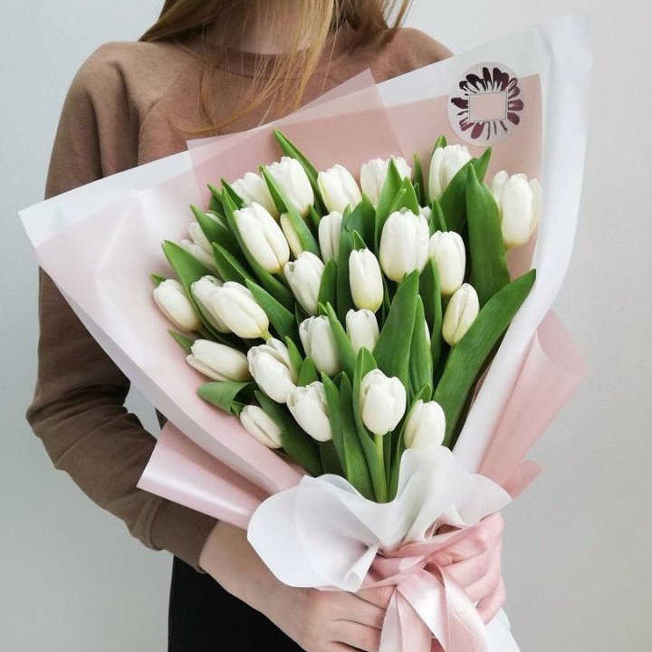 Букет белых тюльпанов "Моника" в Ижевске