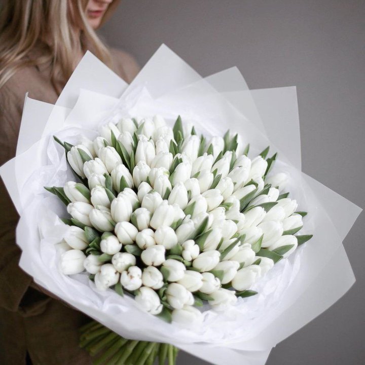 101 белый тюльпан в Ижевске