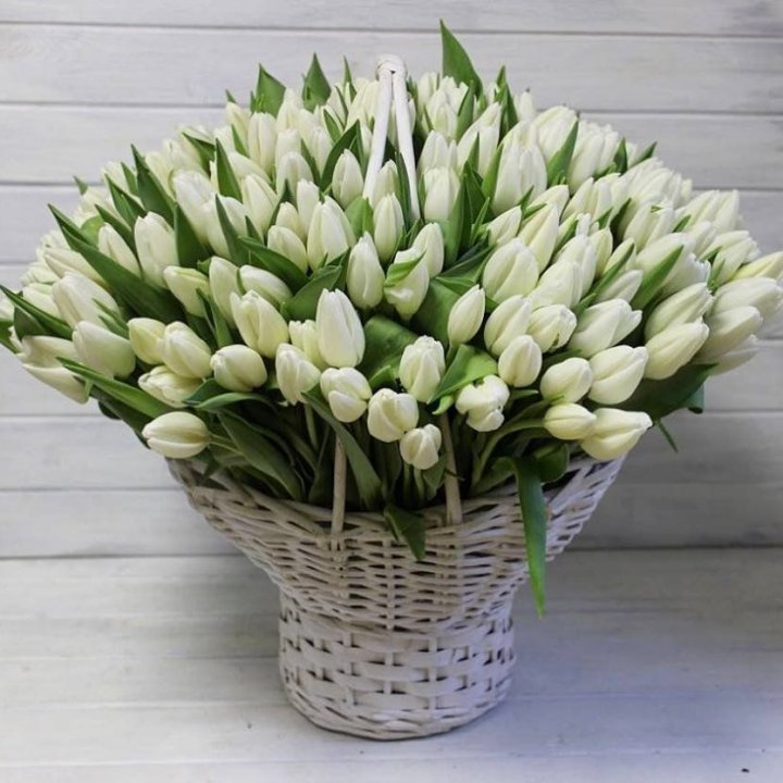 Корзина из 151 тюльпана в Ижевске